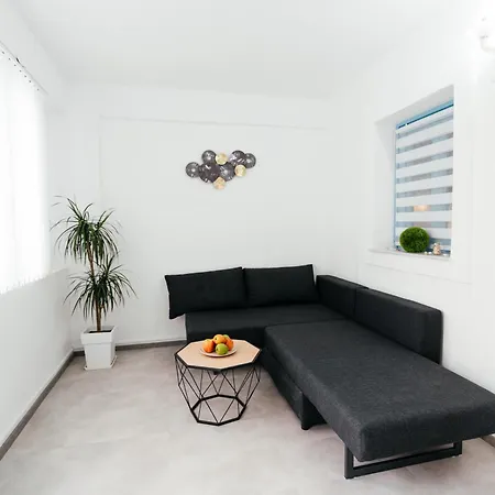 Fira Deluxe Apartment Exterior photo